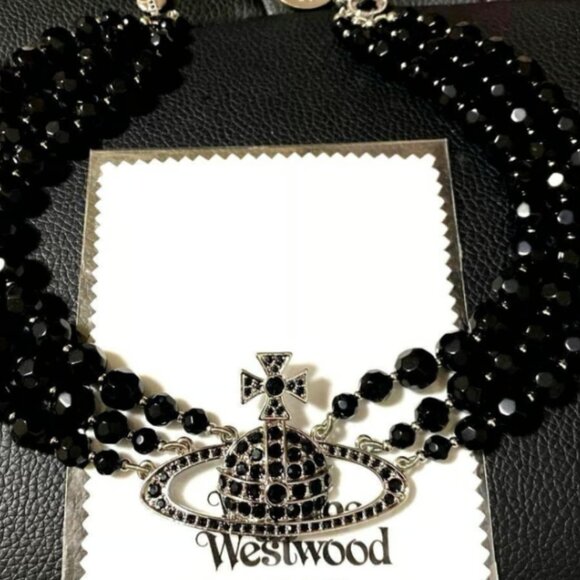 Vivienne Westwood Jewelry - Vivienne Westwood "Bas Relief" Choker